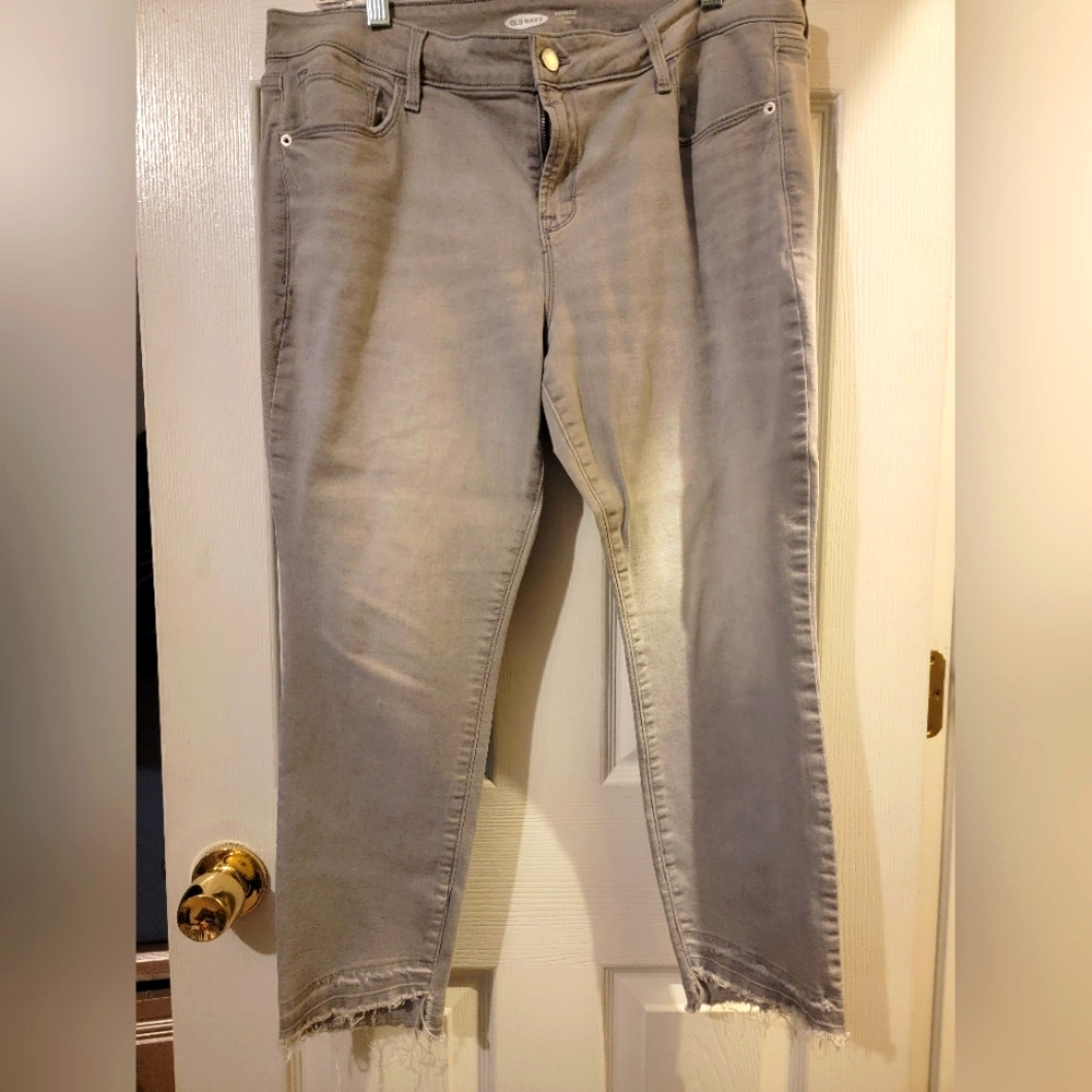 Old Navy Rockstar gray jeans with frayed hems